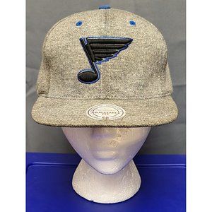 Mitchell & Ness St. Louis Blues Grey NHL Cap Snapback